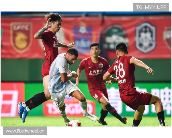 山东泰山领先局面频繁丢分,比赛掌控力不足问题逐步反映 山东泰山领先局面频繁丢分,比赛掌控力不足问题逐步反映