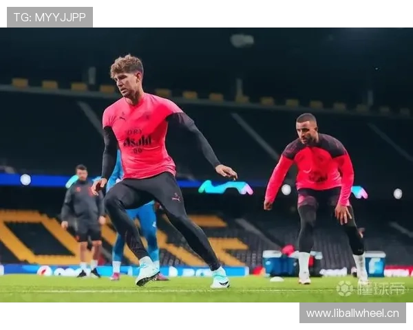 博尼法斯在强强对话中的关键战作用解析