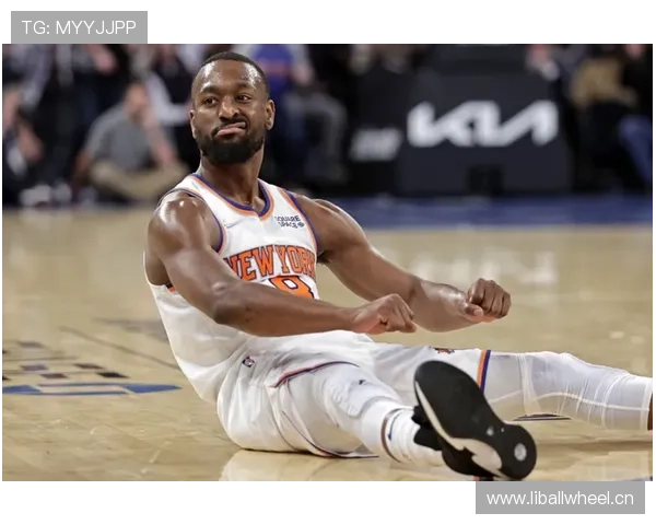 布里奇斯无球跑动拉开空间，3D属性成太阳外线关键